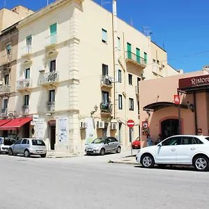The Twins In 1 Trapani